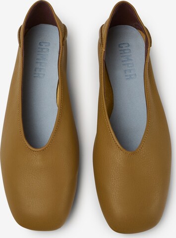 CAMPER Classic Flats 'Casi Myra' in Brown