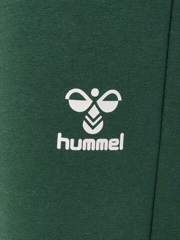 Hummel Regular Workout Pants in Green