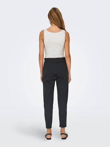 regular Pantaloni con pieghe 'JDYCATIA' di JDY in nero