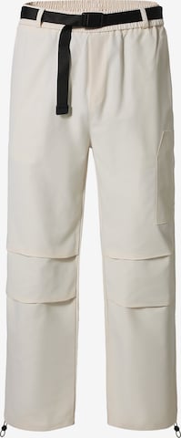 Youthup Loosefit Cargohose in Weiß: Vorderseite