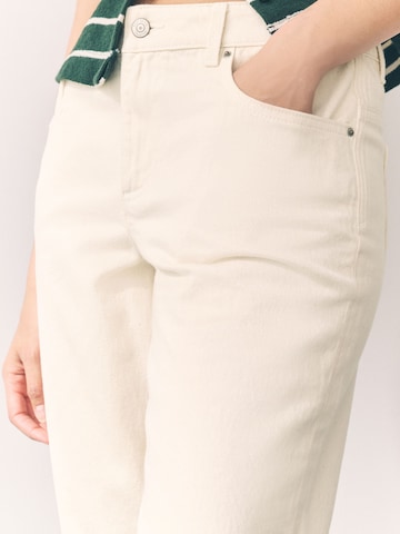 Next Regular Дънки в бежово