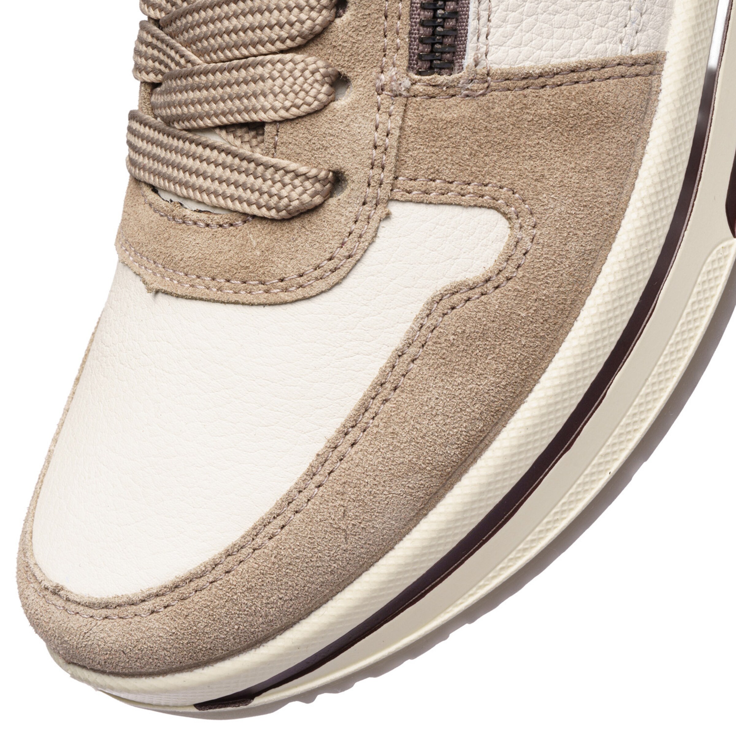 ARA Sneaker in Beige