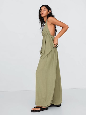 Bershka Tapered Pants in Green