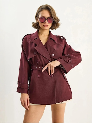 Bianco Lucci Between-seasons coat 'Trenchcoats' in Red