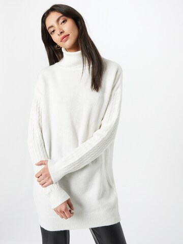 Trendyol Pullover in Beige: predná strana