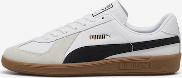 PUMA סניקרס נמוכות 'Army Trainer' בלבן: מלפנים