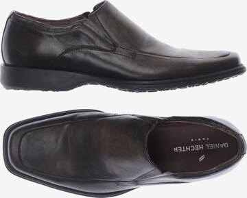 HECHTER PARIS Flats & Loafers in 42 in Brown: front