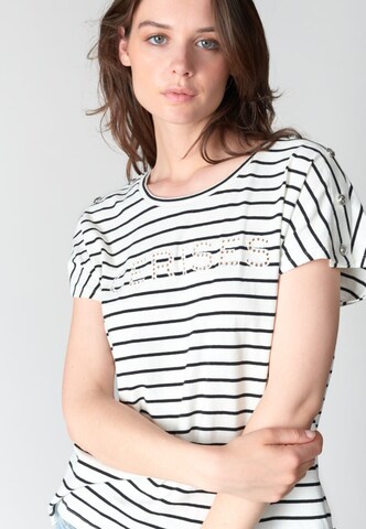 Le Temps Des Cerises T-Shirt 'LILAS' in Weiß
