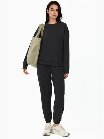 Hiccup Regular Hose in Schwarz