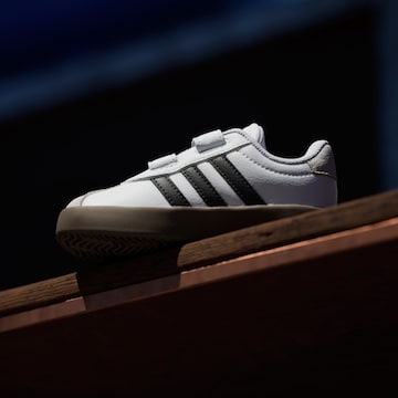 ADIDAS SPORTSWEAR - Zapatillas deportivas 'VL Court 3.0' en blanco