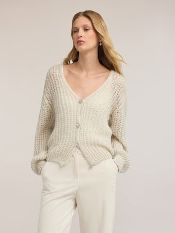 Pullover di MOTIVI in beige
