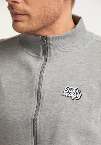 MO Zip-Up Hoodie in Grey