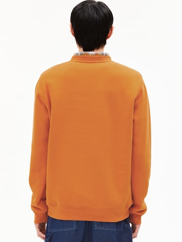 ARMEDANGELS Sweatshirt in Oranje