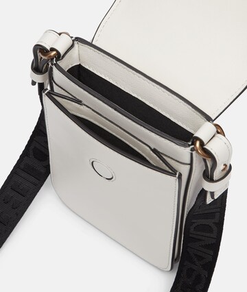 Protection pour smartphone 'Lea' Liebeskind Berlin en beige