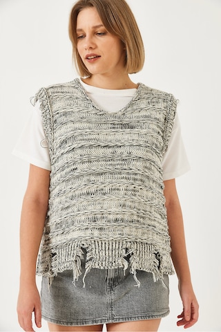 Bianco Lucci Sweater in Beige