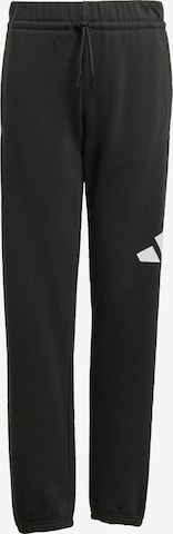 ADIDAS SPORTSWEAR Конический (Tapered) Спортивные штаны 'Essentials' в Черный: спереди