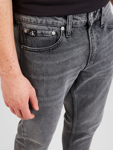 Calvin Klein Jeans - Slimfit Calças de ganga em preto