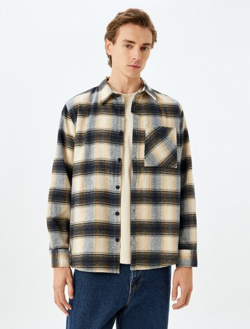 Koton Regular fit Overhemd in Grijs: voorkant