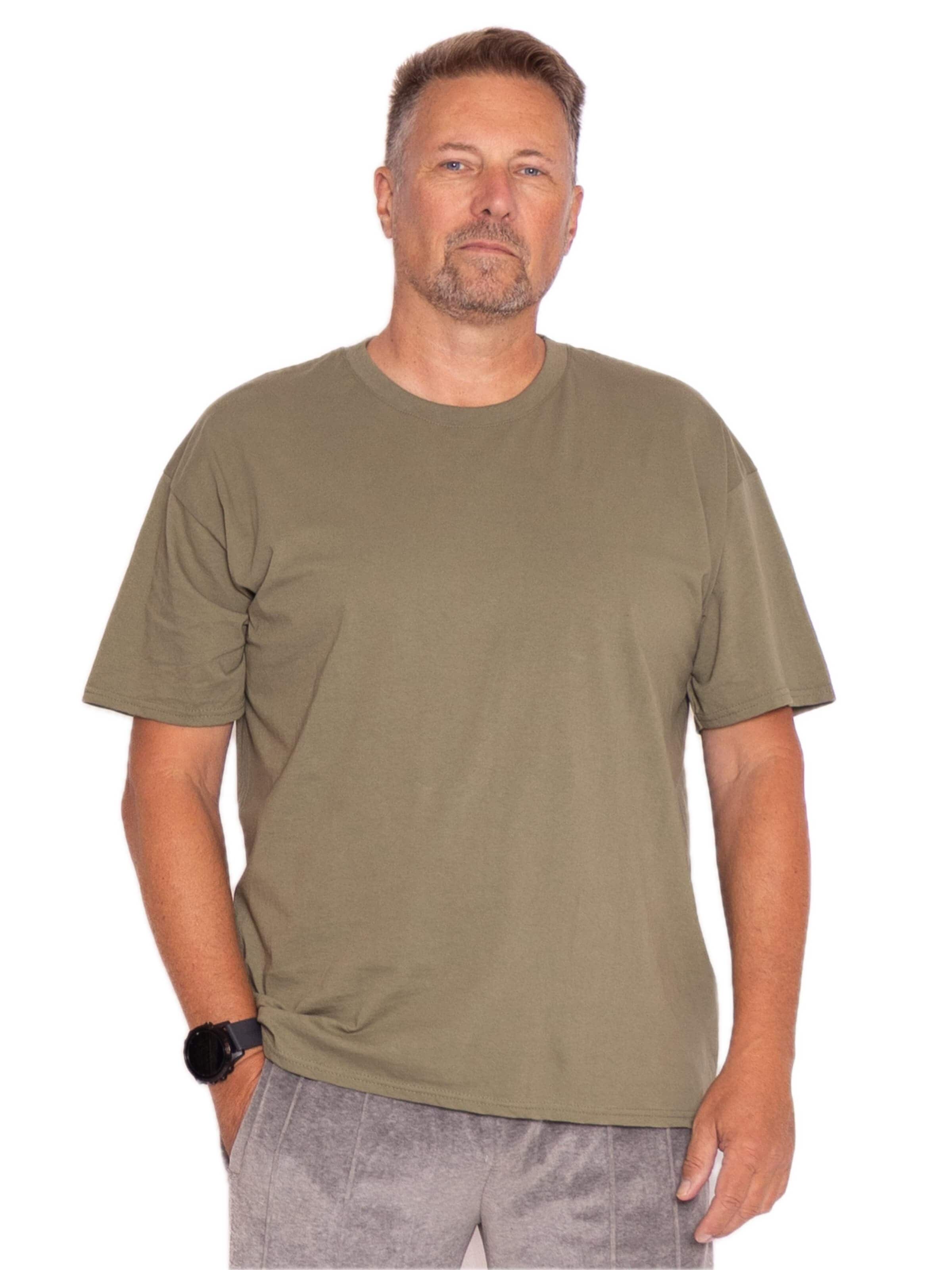 FRUIT OF THE LOOM Shirts 'T-shirt' i grøn