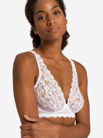Hanro BH 'Moments'‌‌‌‌‌‌‌‌‌‌ in Weiß