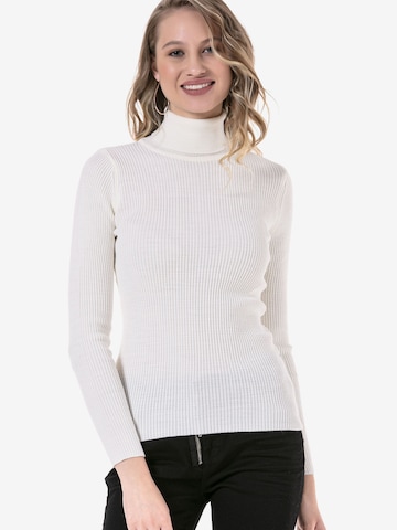 CIPO & BAXX Rollkragenpullover P227 in Weiß: Vorderseite