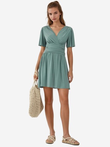 Hiccup Dress in Green