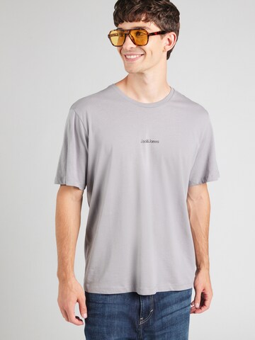 JACK & JONES Bluser & t-shirts 'JJMINE' i grå: forside