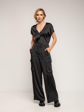 Loosefit Pantaloni cargo di Tantra in nero