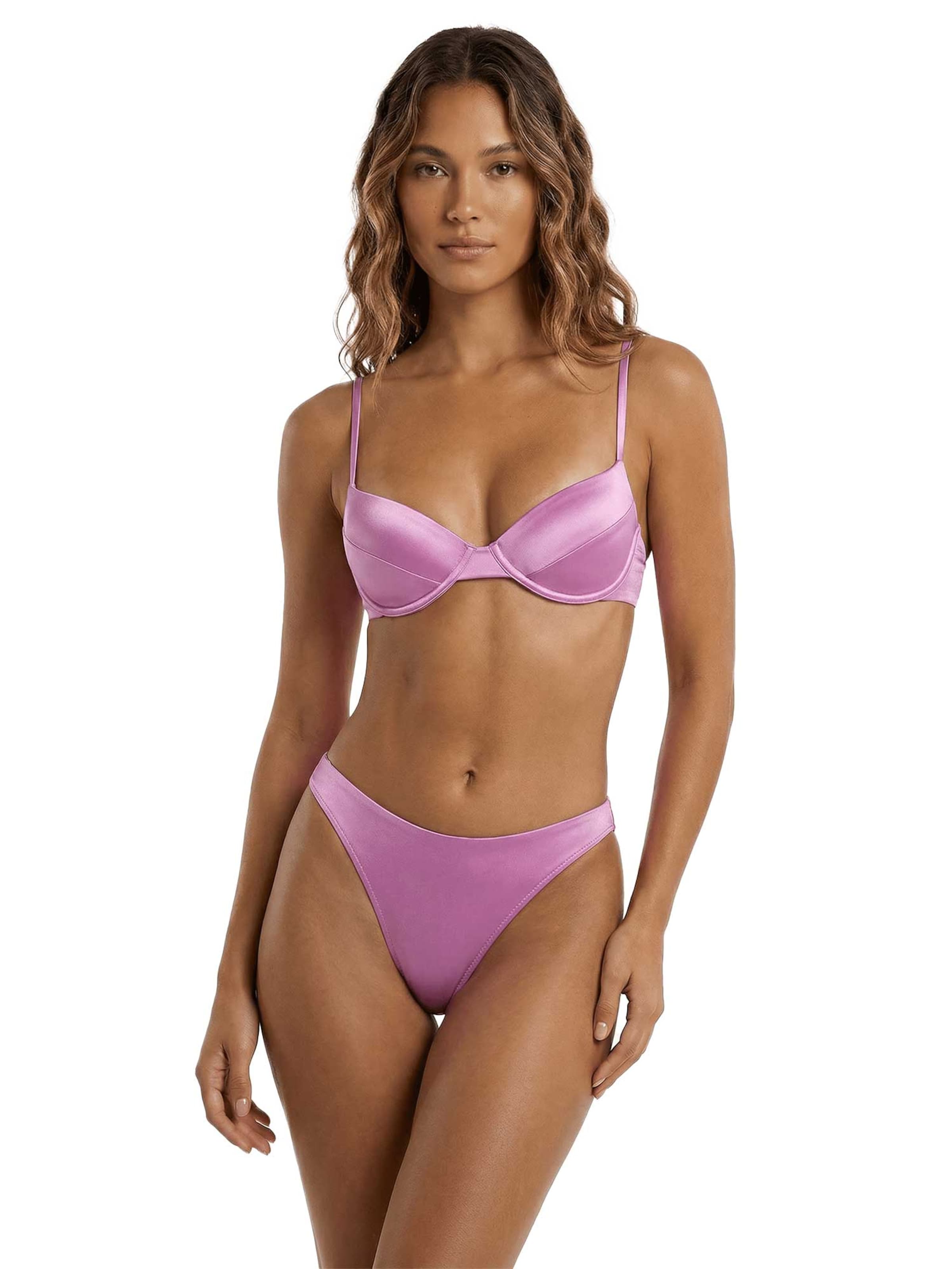 Kalaia - Balconet Bikini 'Blue Leopard Balconette Bikini' en lila: frente