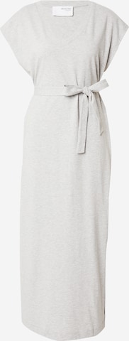 Robe 'ESSENTIAL' SELECTED FEMME en gris : devant