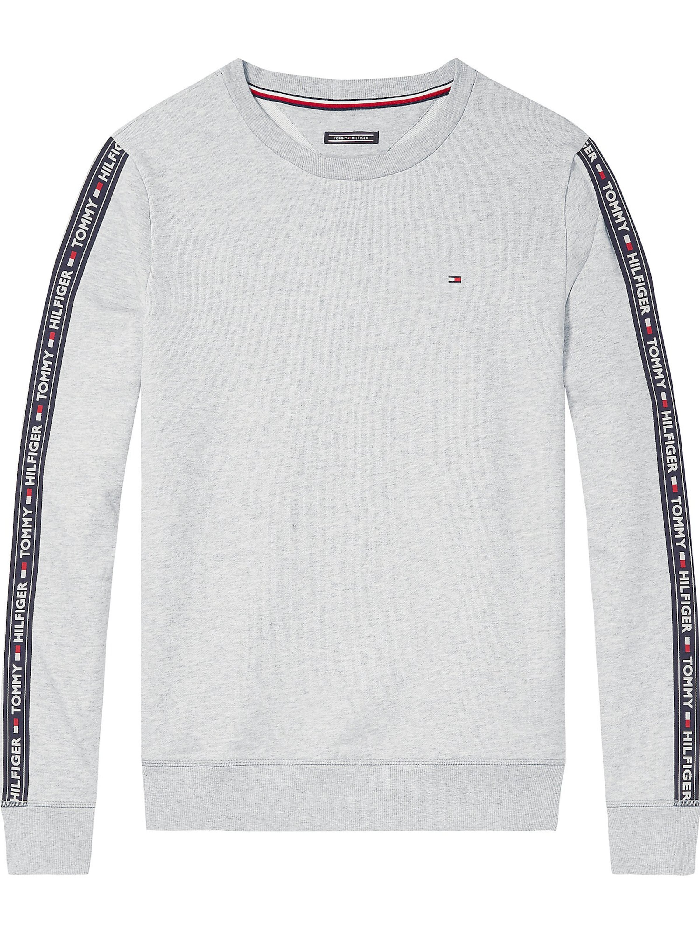 TOMMY HILFIGER Sweatshirt in Grey: front