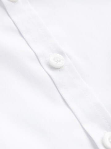 Next - Camiseta en blanco