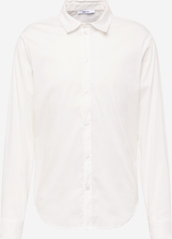 Coupe regular Chemise 'Frederik' ABOUT YOU en blanc : devant