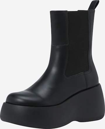 Monki Chelsea Boots in Black: front