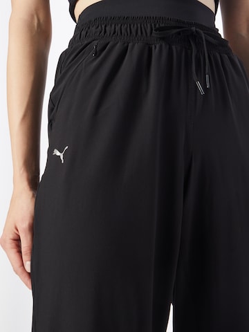 PUMA Wide Leg Sporthose in Schwarz