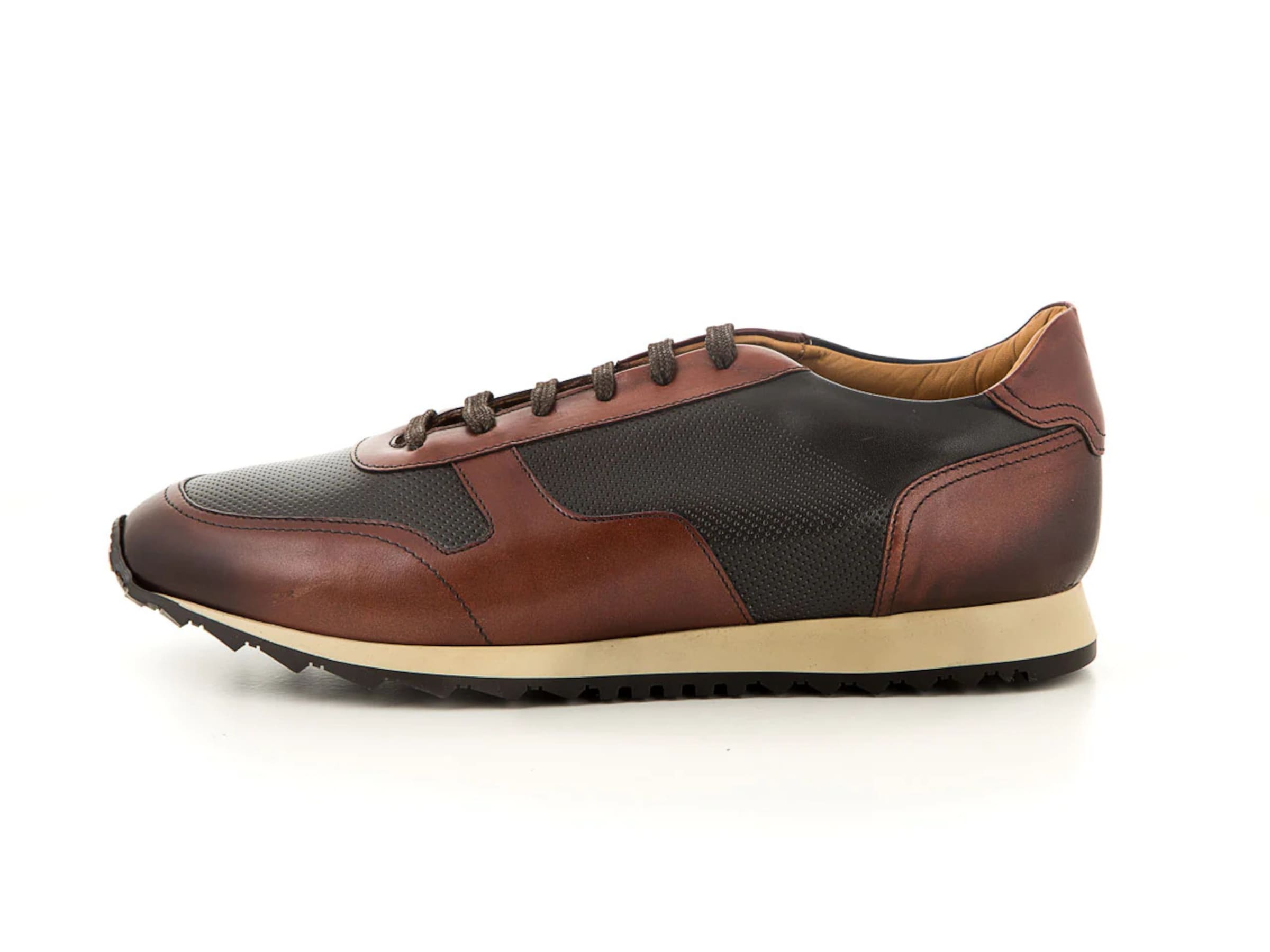 Camino71 Sneaker in Braun: Vorderseite