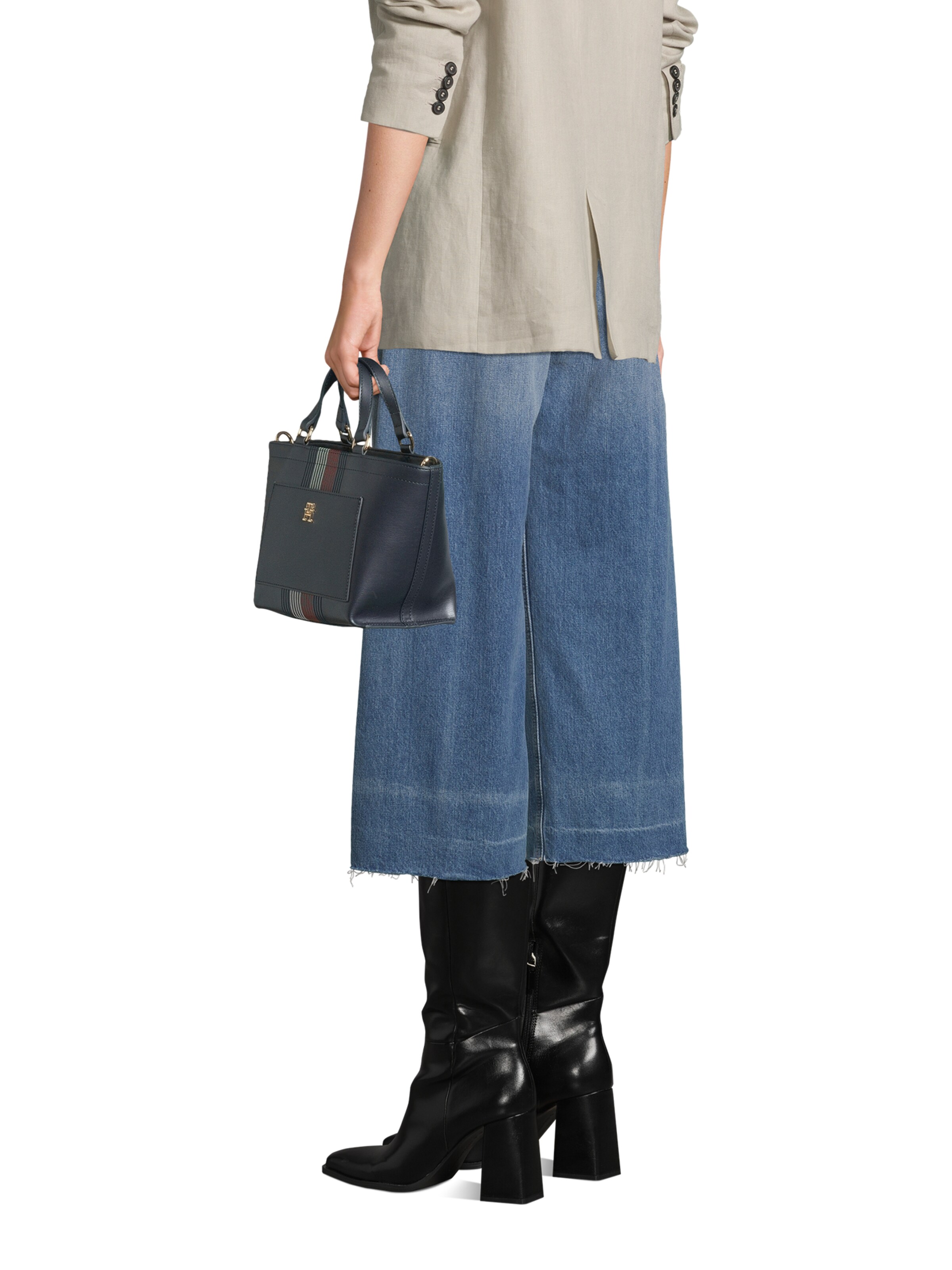 TOMMY HILFIGER Tasche 'Distinct' in Blau