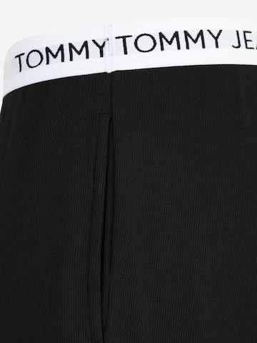 Tommy Jeans Tapered Broek in Zwart