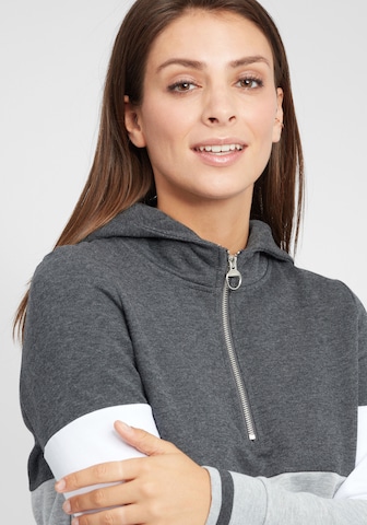 Oxmo Sweatshirt 'Omara' in Grijs