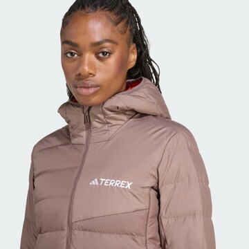 ADIDAS TERREX Outdoorjas in Bruin