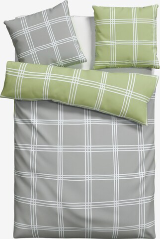 MY HOME Duvet Cover in Green: front