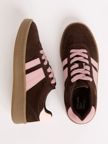 Friends Like These Låg sneaker i brun