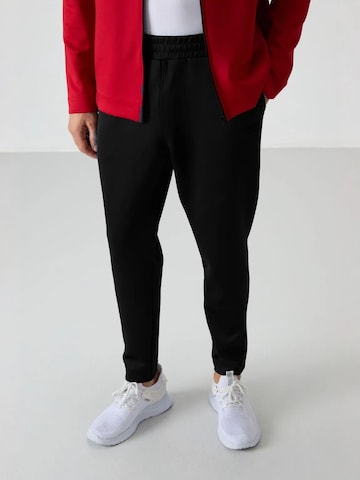 Survêtements Tommy Life en rouge