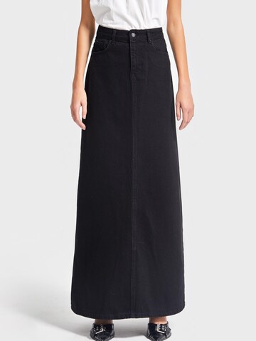 IT'S BASIC Rok 'Maxi Denim Skirt' in Zwart