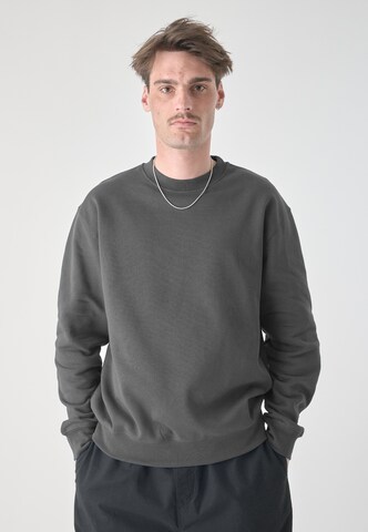Cleptomanicx Sweatshirt 'Crewneck Ligull Classic' in Grau: Vorderseite