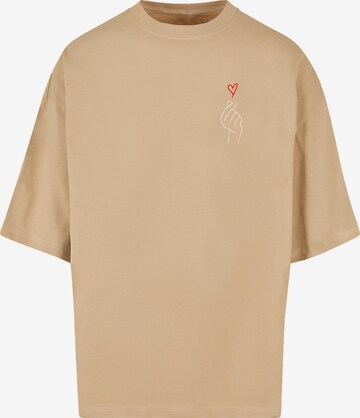 Merchcode T-shirt 'K Heart' i beige: framsida