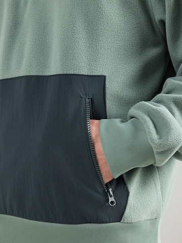 Nike Sportswear Svetr – zelená