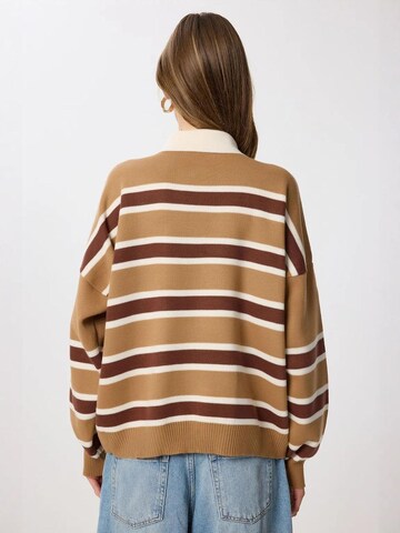 Happiness İstanbul Pullover in Braun