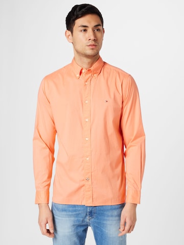 Regular fit Camicia di TOMMY HILFIGER in arancione: frontale