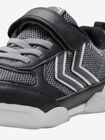 Hummel Athletic Shoes in Grey